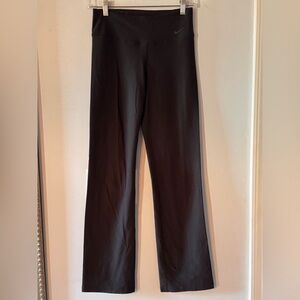 Black Nike Mid-Rise Wide-Leg Stretch Pants